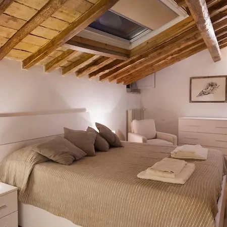 Penthouse Pantheon With Terrace 2br 2ba Apartment Rome